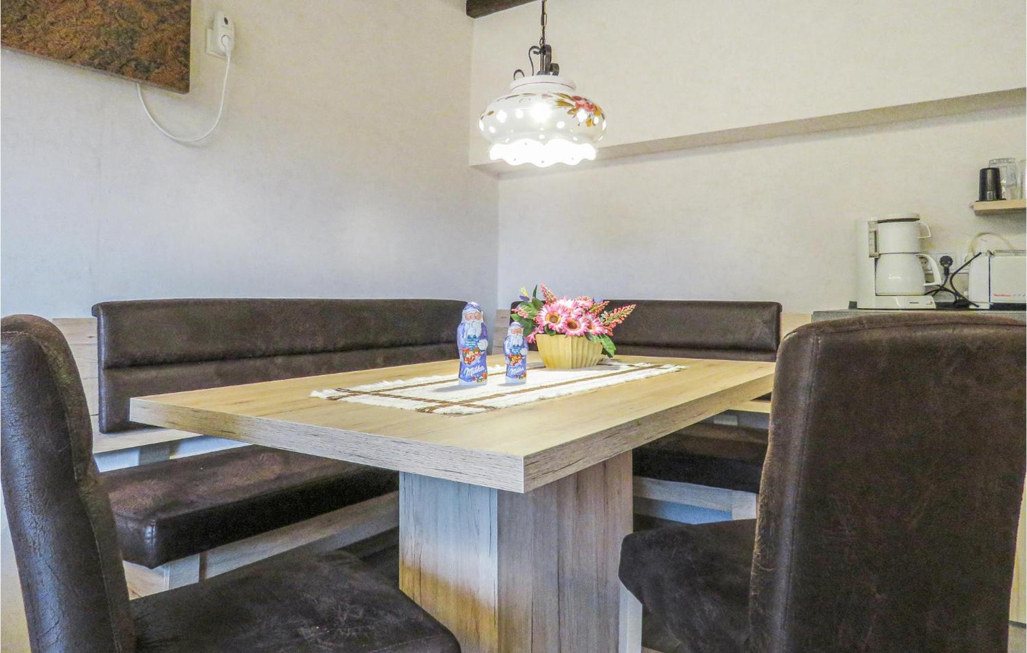 Amazing Apartment In Hinterweidenthal With Wifi Eksteriør bilde